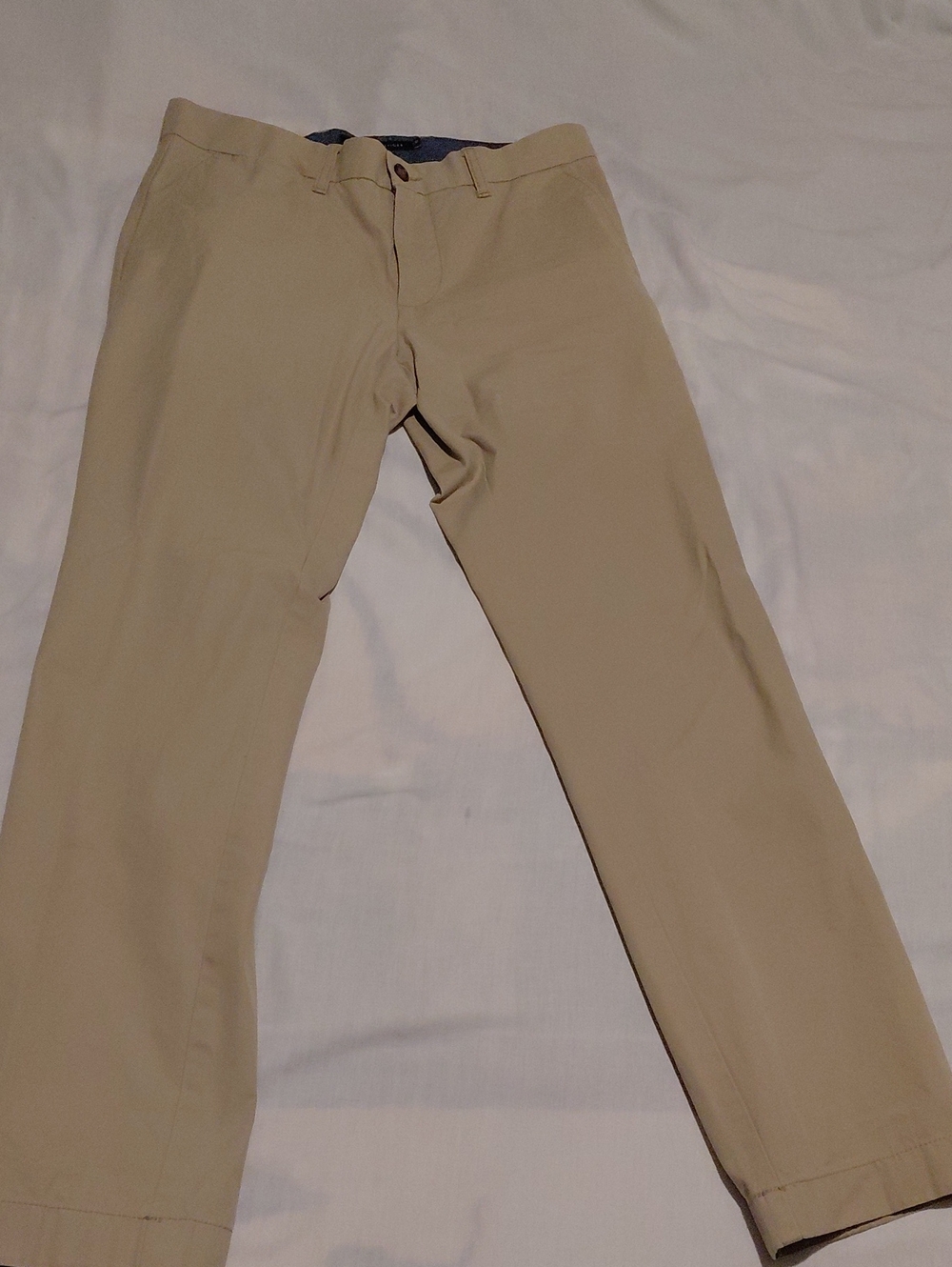 Tommy Hilfiger Classic Tailored Fit Khaki Chinos